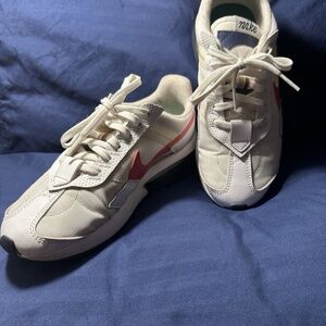 Nike Air Max Pre-Day Women’s Size 7 White, Pink & Blue Shoes